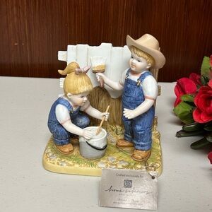 Home Interiors Vintage Porcelain Whitewashing the Fence Denim Days figurine